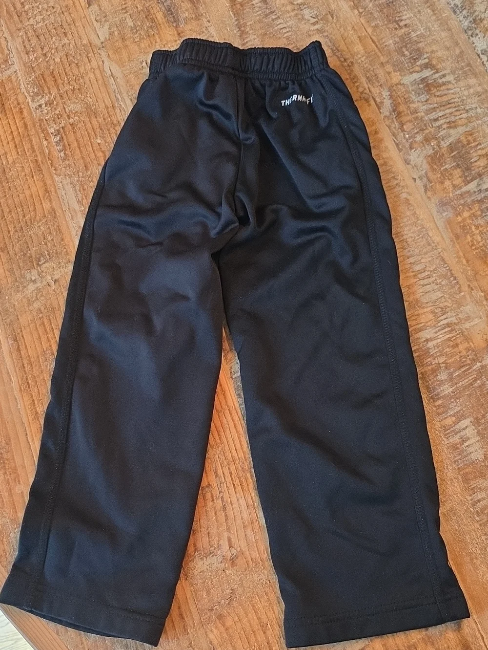 Nike kids black